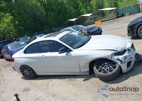 2015 BMW M235 xDrive z USA, uszkodzony, nr VIN WBA1J9C57FV371050